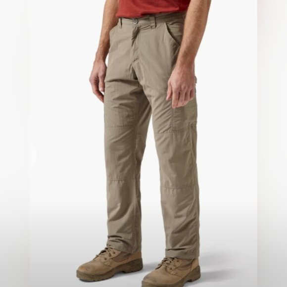 Craghoppers - NosiLife Cargo Trousers - Men's Cargo Pants - Picture 2 of 16